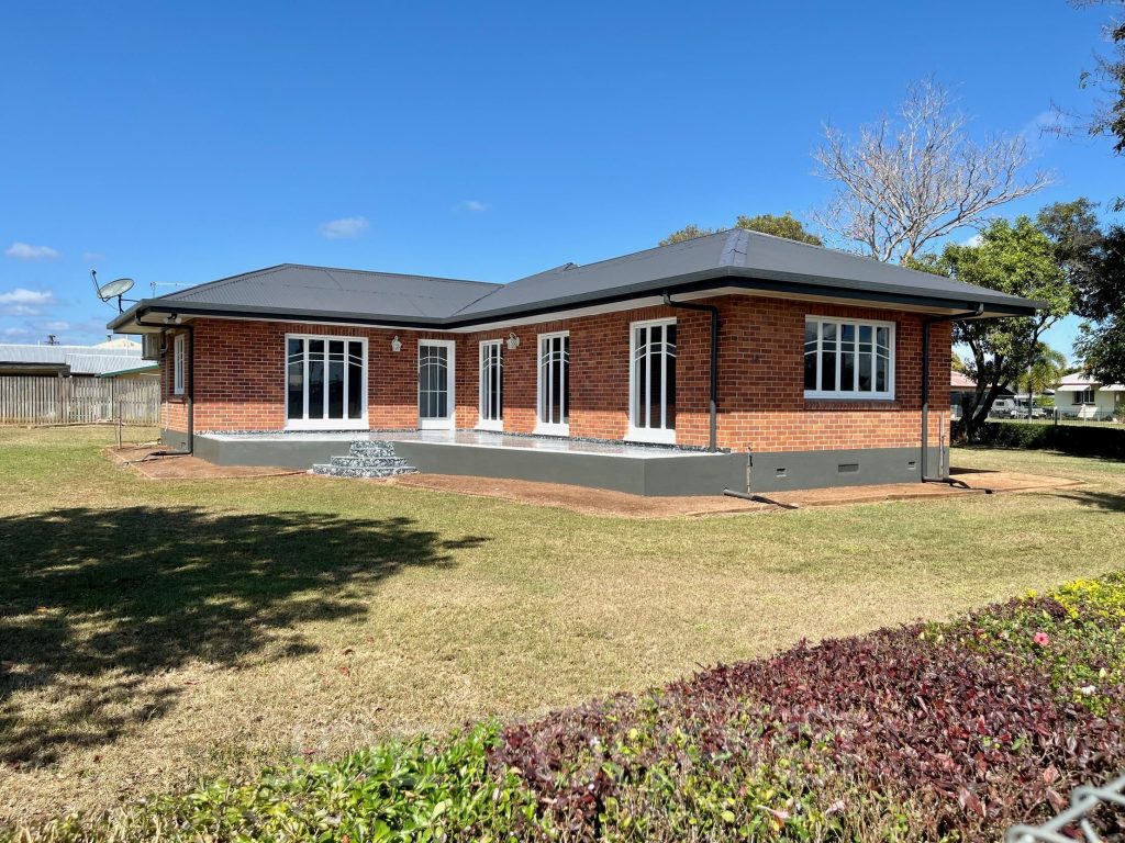 303b Byrnes Street, Mareeba - Image 1