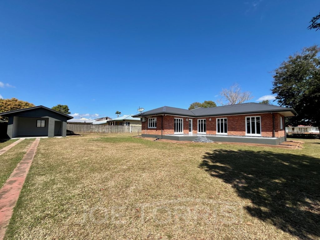 303b Byrnes Street, Mareeba - Thumbnail 5