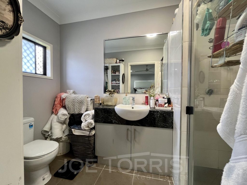 17 Amaroo Drive, Mareeba - Thumbnail 8